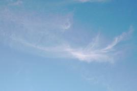 26.04.04: 08 Uhr 02-46: Chemtrail breitet sich aus und erzeugt zirrusartige Wolke