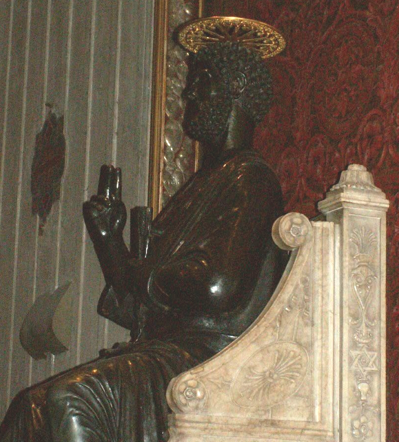 Petrusstatue im Petersdom